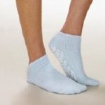 SLIPPER, DBL PRINT CARE STEP XLG GRY (48PR/CS)