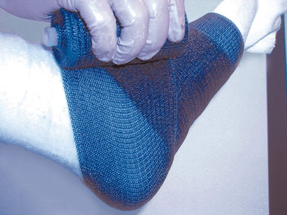 TAPE, CAST DELTA-LITE+ 4"X4YDSLTBLU (10/BX)          SNCAST